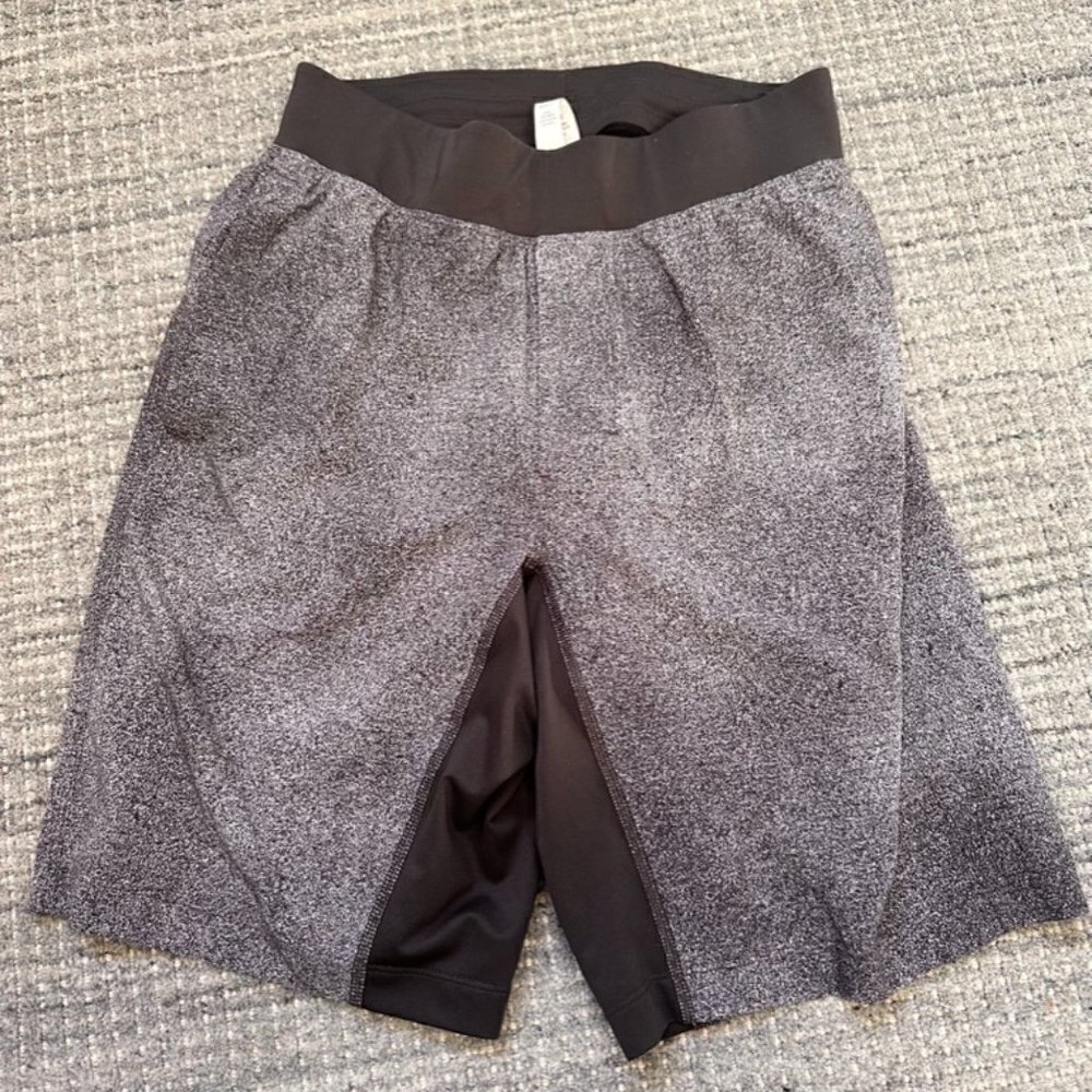 Lululemon T.H.E. Shorts - Luxtreme Liner 9" Pinweave Alpine White Black Sz S